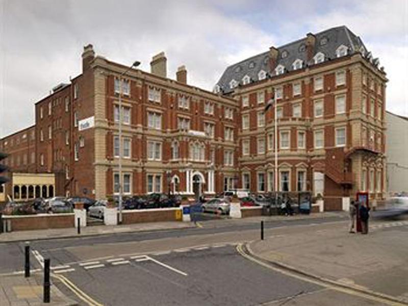 Exeter Rougemont Hotel By Sunday Exterior photo