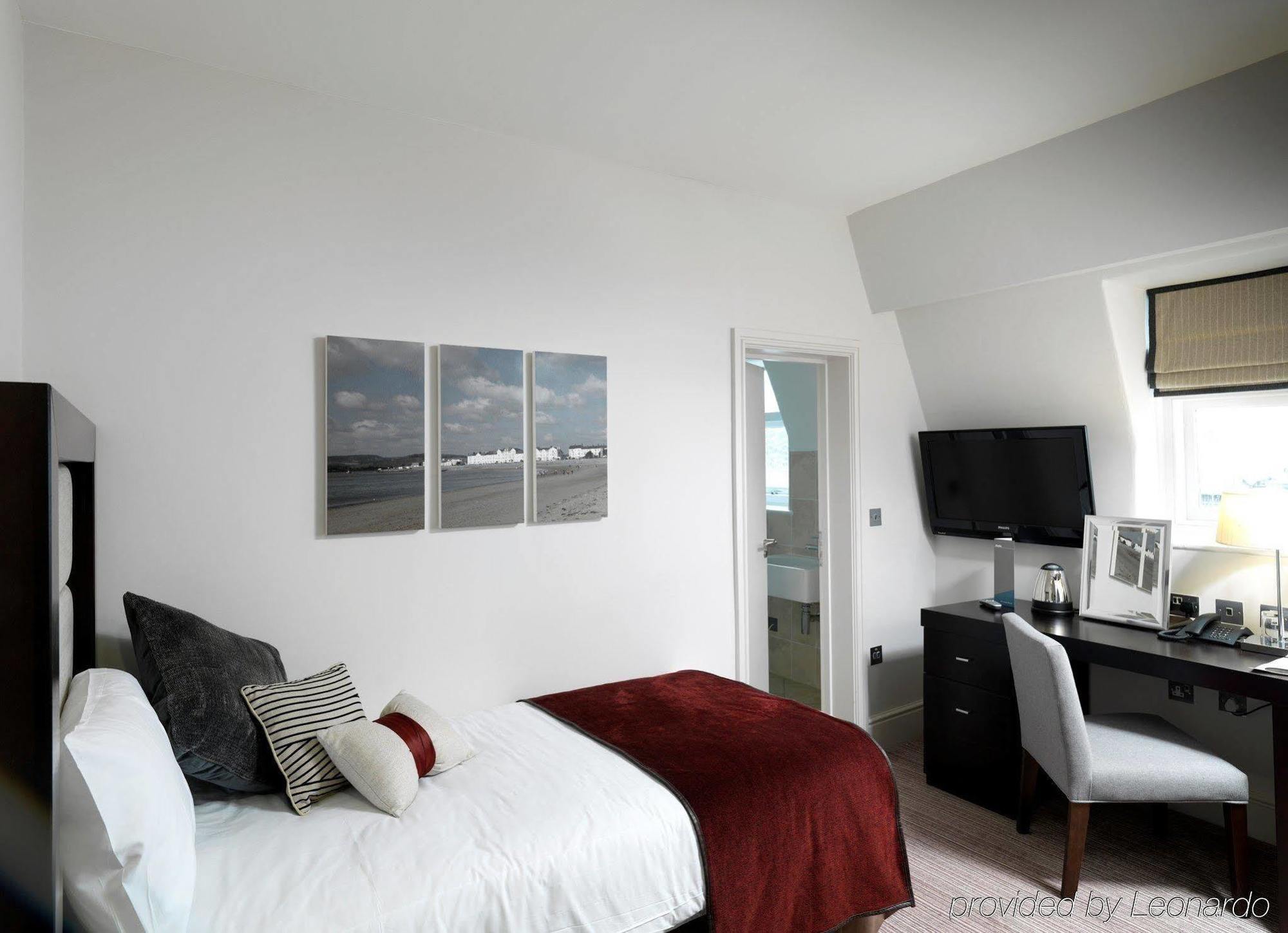 Exeter Rougemont Hotel By Sunday Room photo