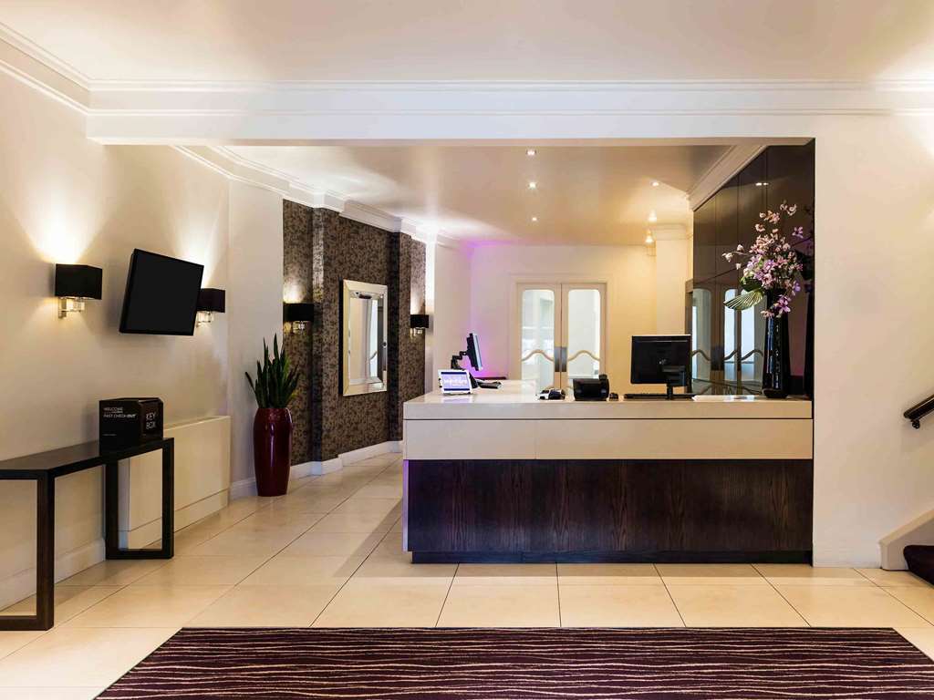 Exeter Rougemont Hotel By Sunday Exterior photo